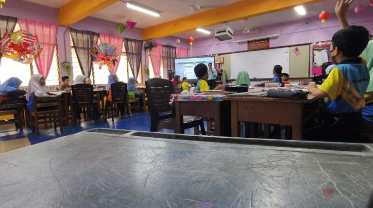 Pengalaman Mengajar di Sekolah