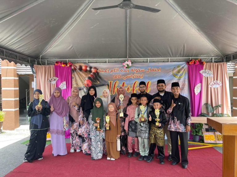 53b17ce0-6f81-4b40-a492-cbe0f05b6f9d - enna zamiki